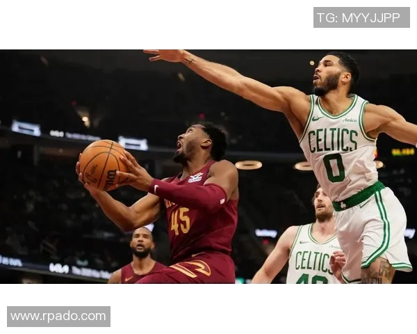 骑士与雷霆精彩对决全场回放214分析与精彩瞬间回顾