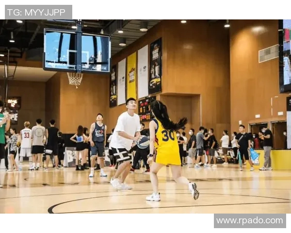 孙铭徽：从青涩新星到篮球赛场的闪耀之星，见证成长与奋斗的传奇之路