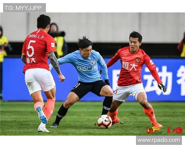 大连对阵恒大精彩视频集锦回顾全场精彩瞬间与进球时刻