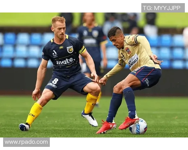 西联部迎战珀斯光荣争夺澳超联赛关键三分的精彩对决