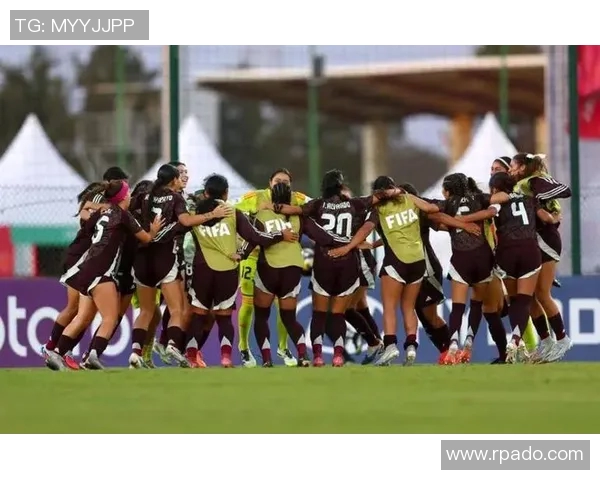 巴西女足与墨西哥女足激战正酣谁能在这场对决中笑到最后 巴西女足与墨西哥女足激战正酣谁能在这场对决中笑到最后