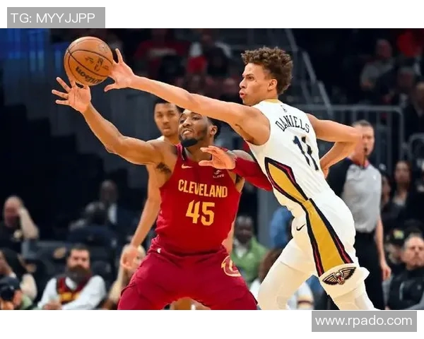戴森丹尼尔斯如何在NBA赛场上展现出色的全能才华与未来潜力