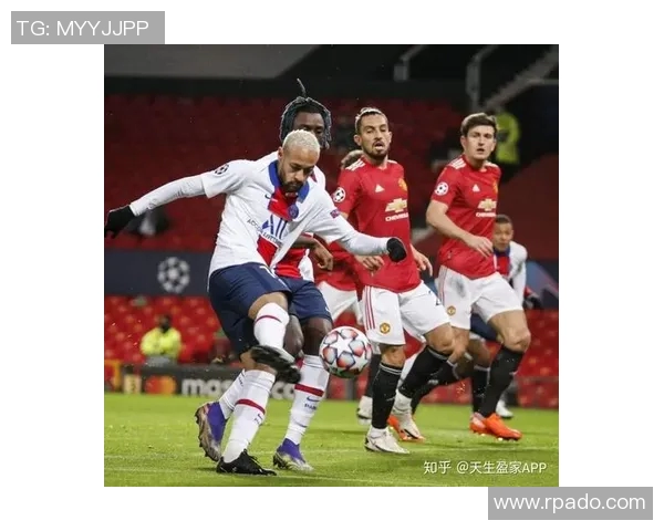 曼联与巴黎圣曼在欧冠激战中的精彩比分回顾与分析