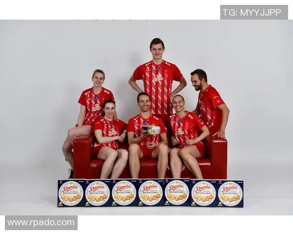 武汉羽毛球队在洲际杯中的精彩表现与状态分析